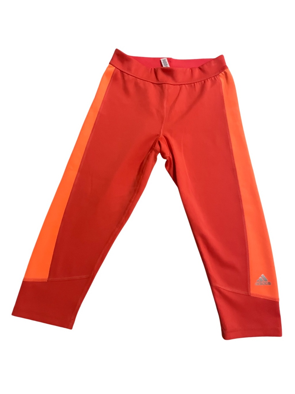 Adidas Bunale - 2
Leggings (S) & Sweatshirt (M) - Picture 7 of 16